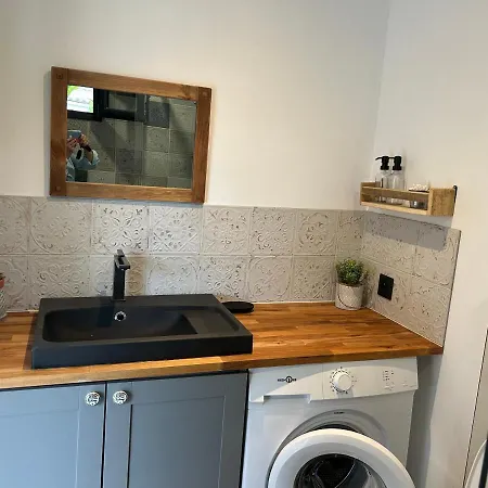 Dans - Jardin Privatif . Apartman *