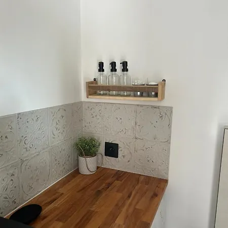 Dans - Jardin Privatif . *